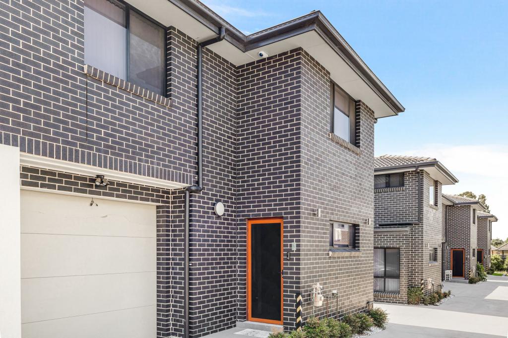 3/53 Canberra St, Oxley Park, NSW 2760