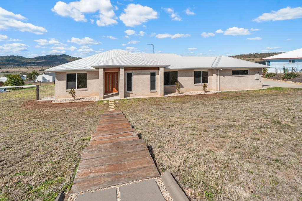 10 Southern Cross Dr, Kingsthorpe, QLD 4400