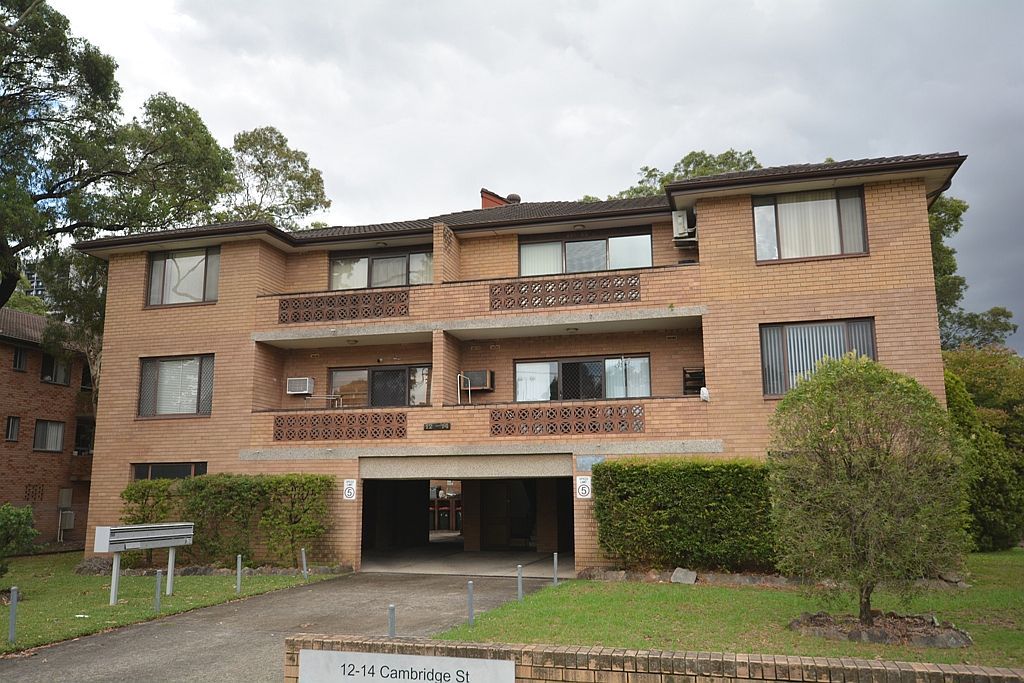 8/12 Cambridge St, Merrylands, NSW 2160
