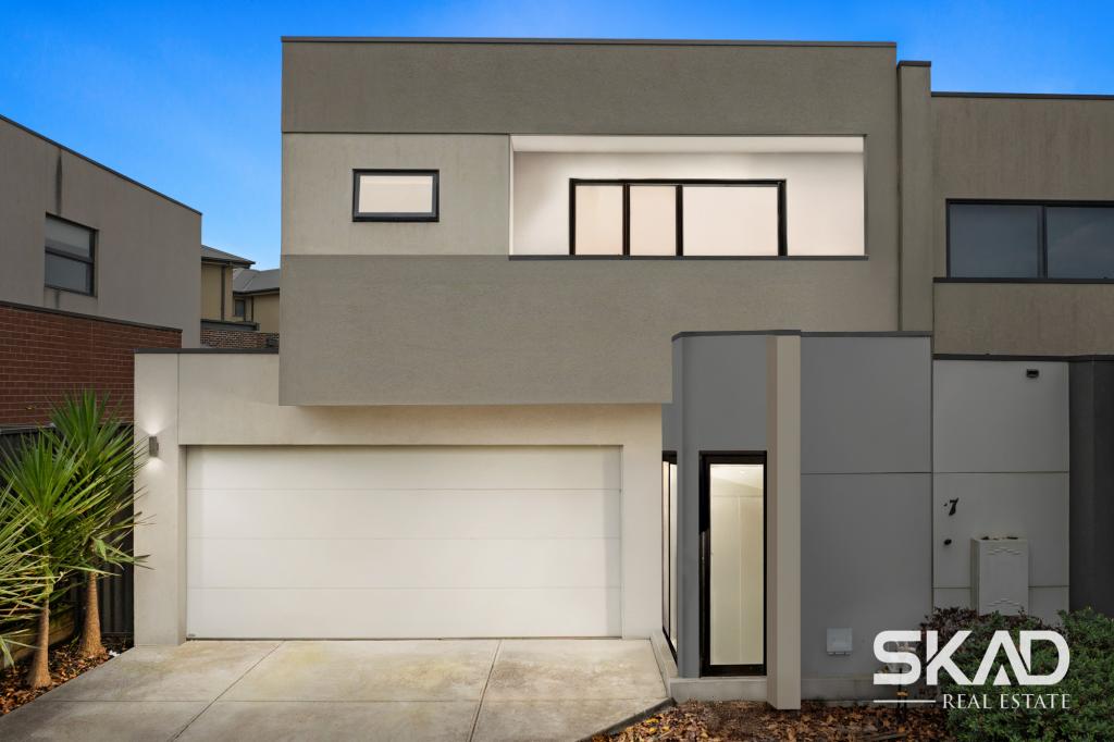 17 Ambition Dr, Greenvale, VIC 3059