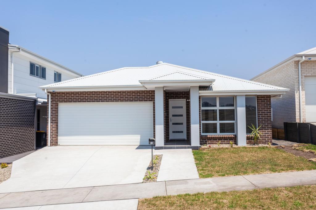 18 Ganya St, Calderwood, NSW 2527