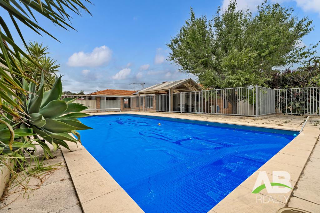 8 Munderee Pl, Wanneroo, WA 6065