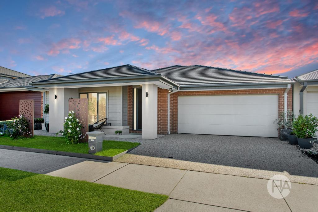 20 Firecrest Way, Cranbourne South, VIC 3977