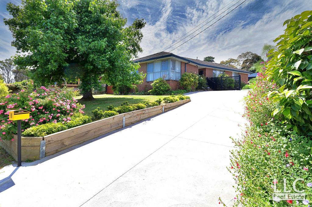 38 BALLANTYNE CRES, KILSYTH, VIC 3137