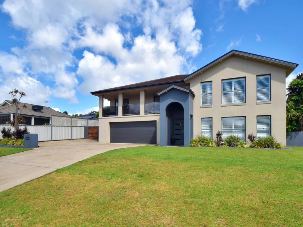 83 Binalong St, Young, NSW 2594