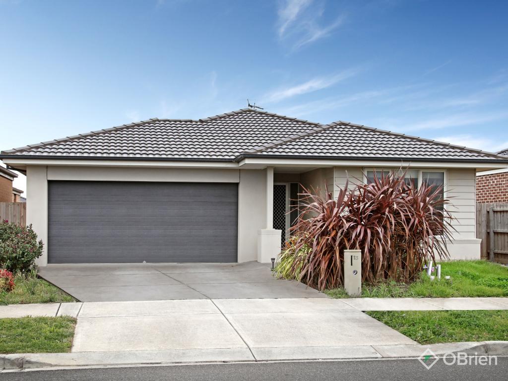 13 Shearwater Dr, Armstrong Creek, VIC 3217