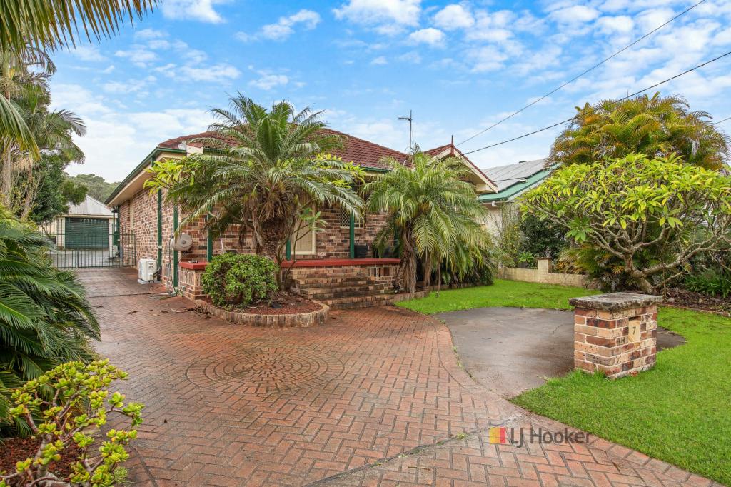 7 Tarwhine Ave, Chain Valley Bay, NSW 2259