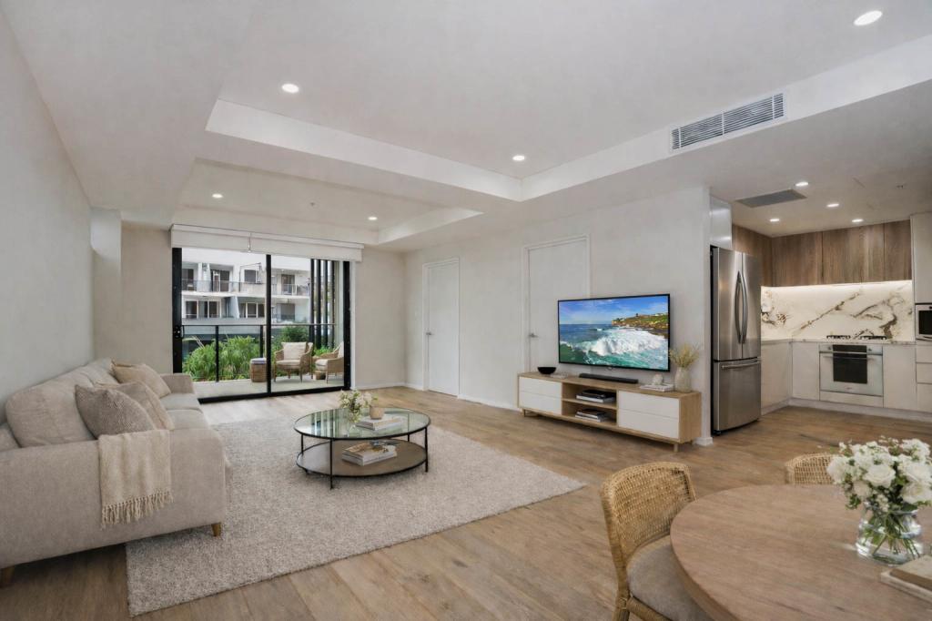 311B/8 OAKS AVE, DEE WHY, NSW 2099