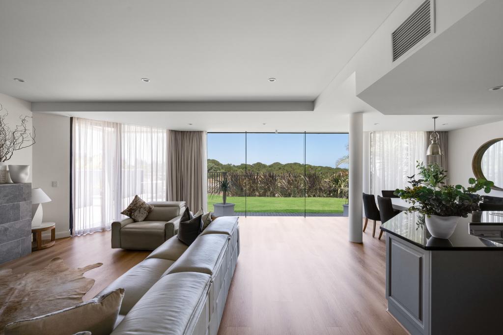 21 Anaconda Dr, North Haven, SA 5018