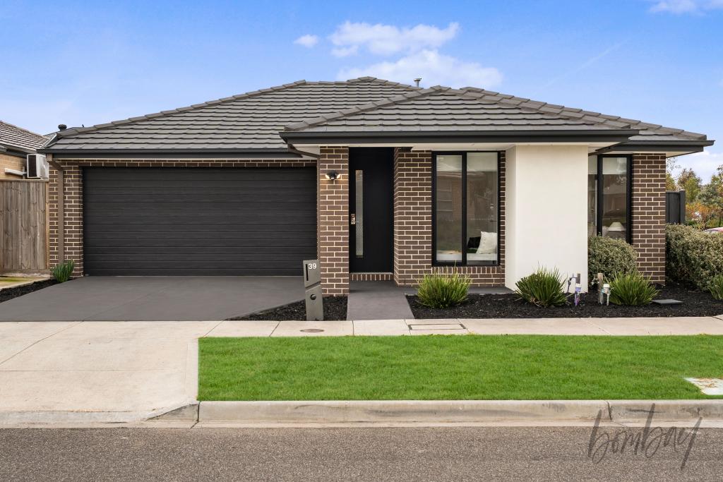 39 Separation St, Mickleham, VIC 3064