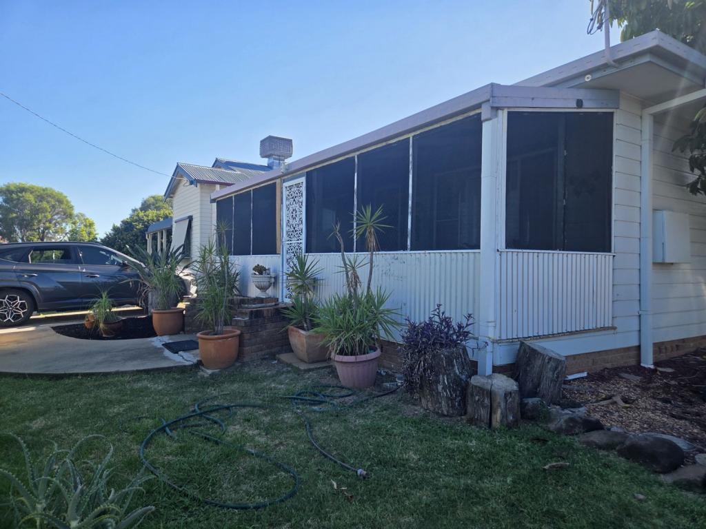 392 WARIALDA ST, MOREE, NSW 2400
