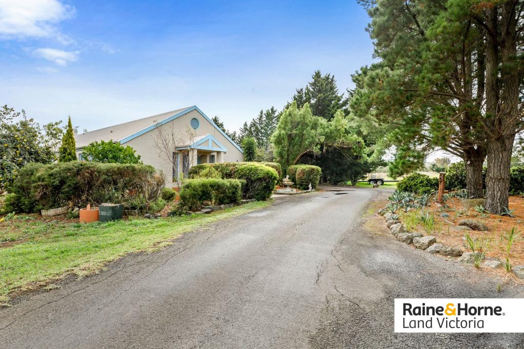 326-358 Leakes Rd, Plumpton, VIC 3335