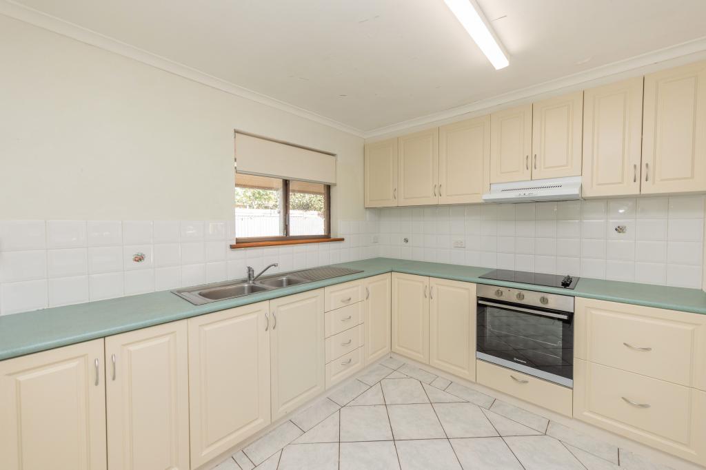 8a Goodwyn Cl, Millars Well, WA 6714