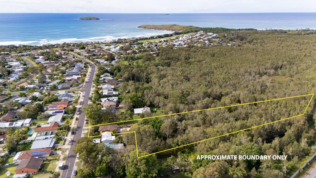 70 Diamond Head Dr, Sandy Beach, NSW 2456