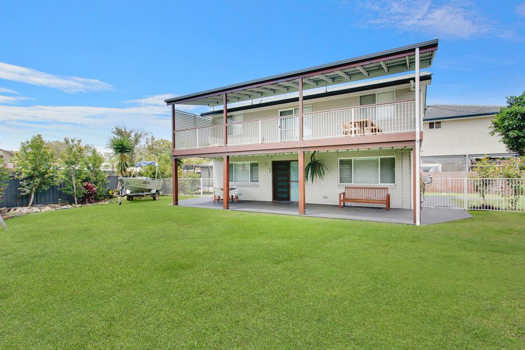 11 Arnott St, Laurieton, NSW 2443