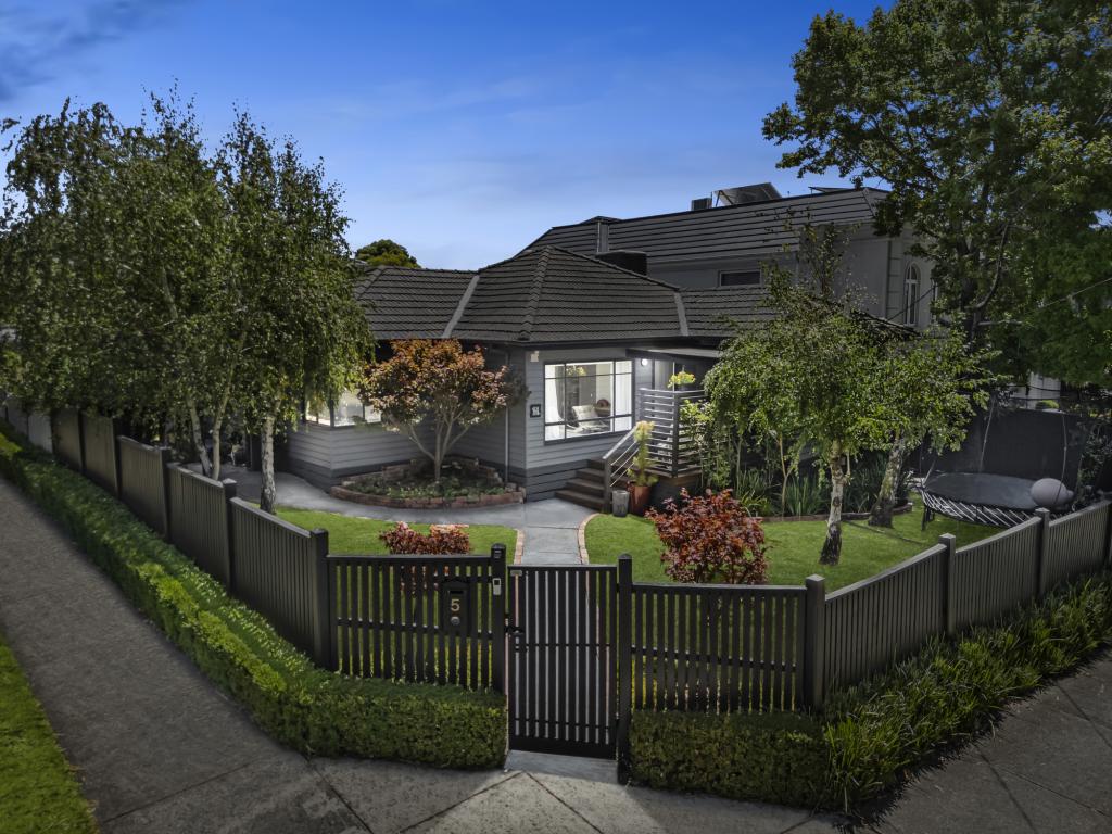 5 Simmons St, Box Hill North, VIC 3129