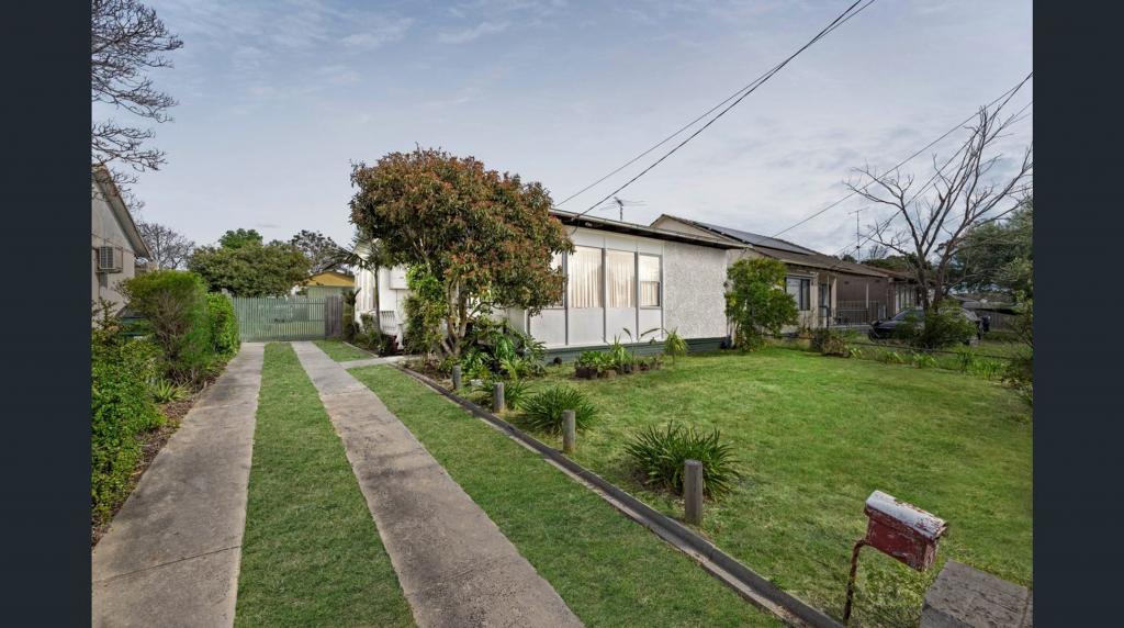 379 Frankston-Dandenong Rd, Frankston North, VIC 3200