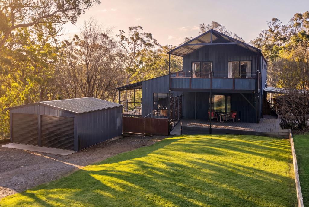 24 Vera St, Hill Top, NSW 2575