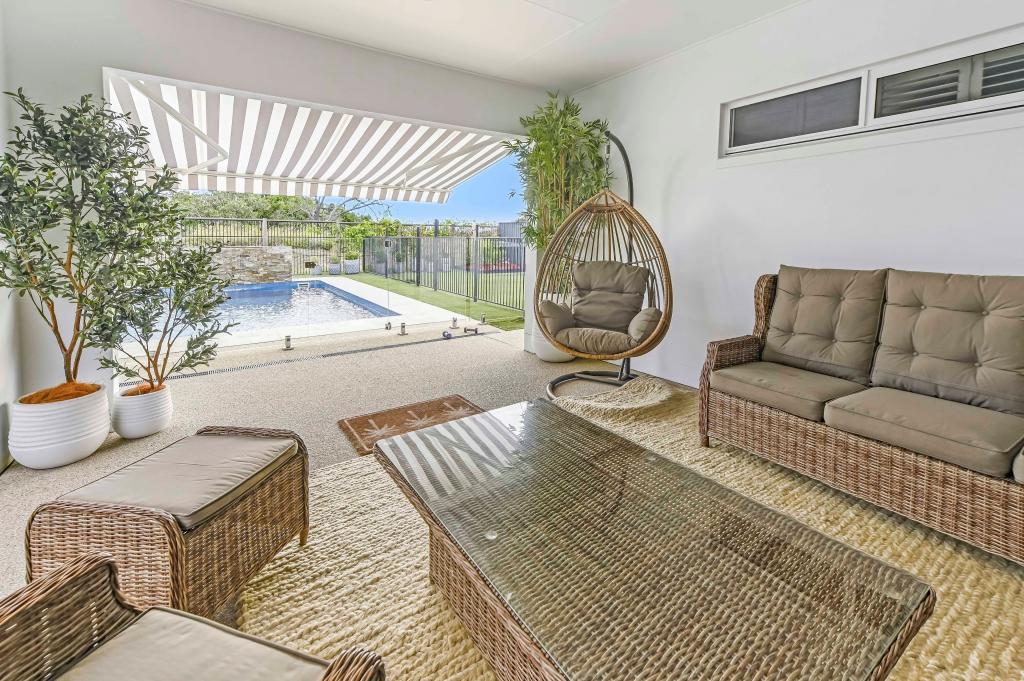 10 SEASHORE CRES, MACKAY HARBOUR, QLD 4740
