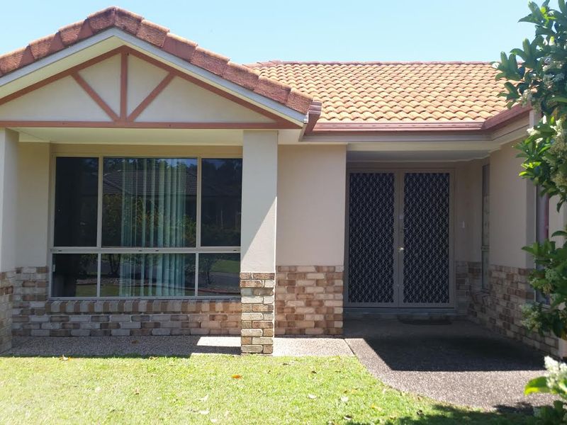 3 Laurina Ct, Elanora, QLD 4221