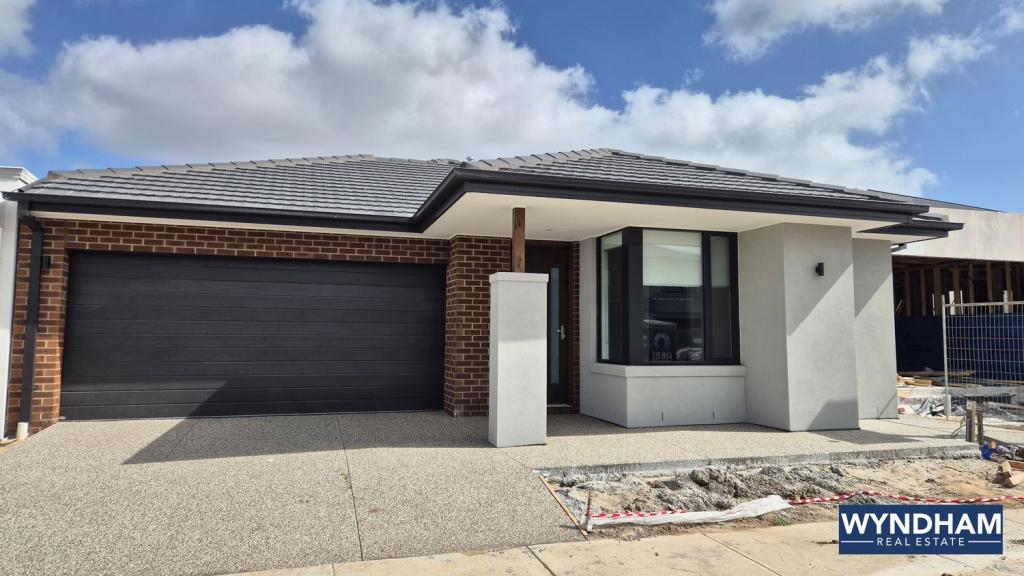 64 FOLIAGE DR, TARNEIT, VIC 3029