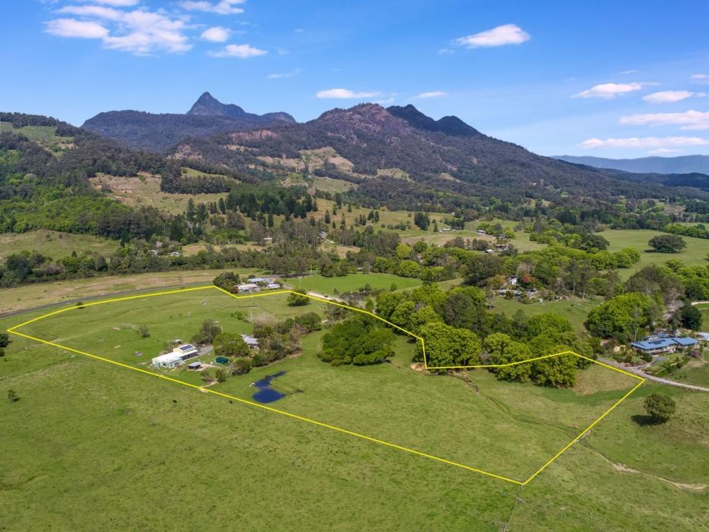 18 EVERESTS RD, EUNGELLA, NSW 2484