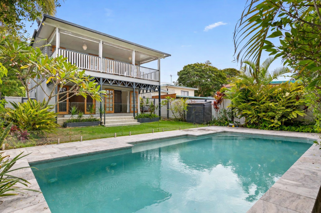 21 AMEGA ST, MOUNT GRAVATT EAST, QLD 4122