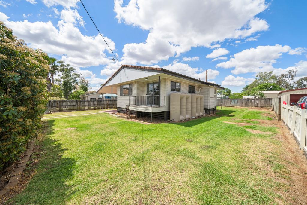 20 Milligan St, Oakey, QLD 4401