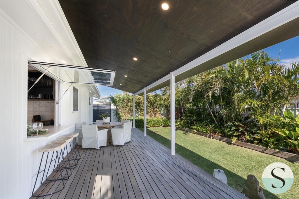 36 Caves Beach Rd, Caves Beach, NSW 2281