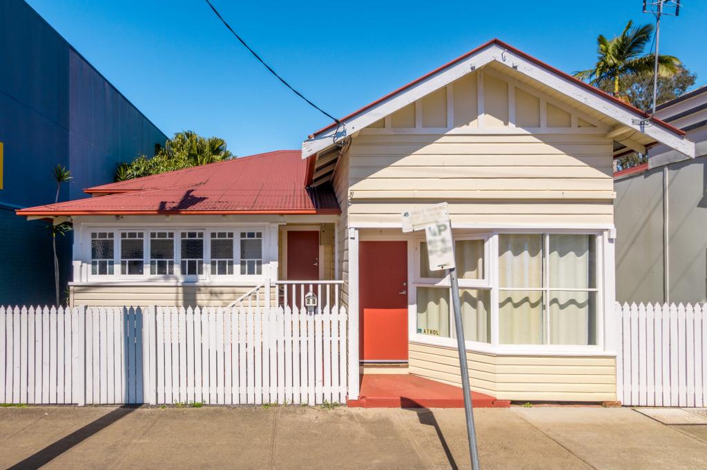 28 TERANIA ST, NORTH LISMORE, NSW 2480