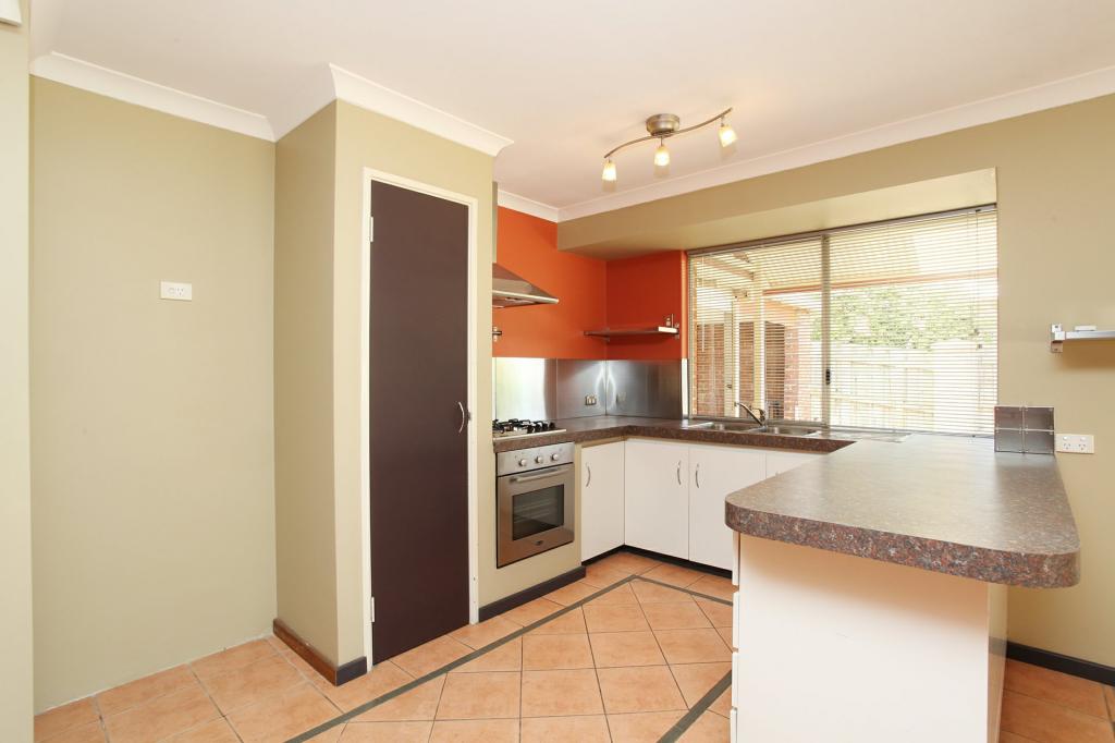 2 Pridmore Glen, Clarkson, WA 6030