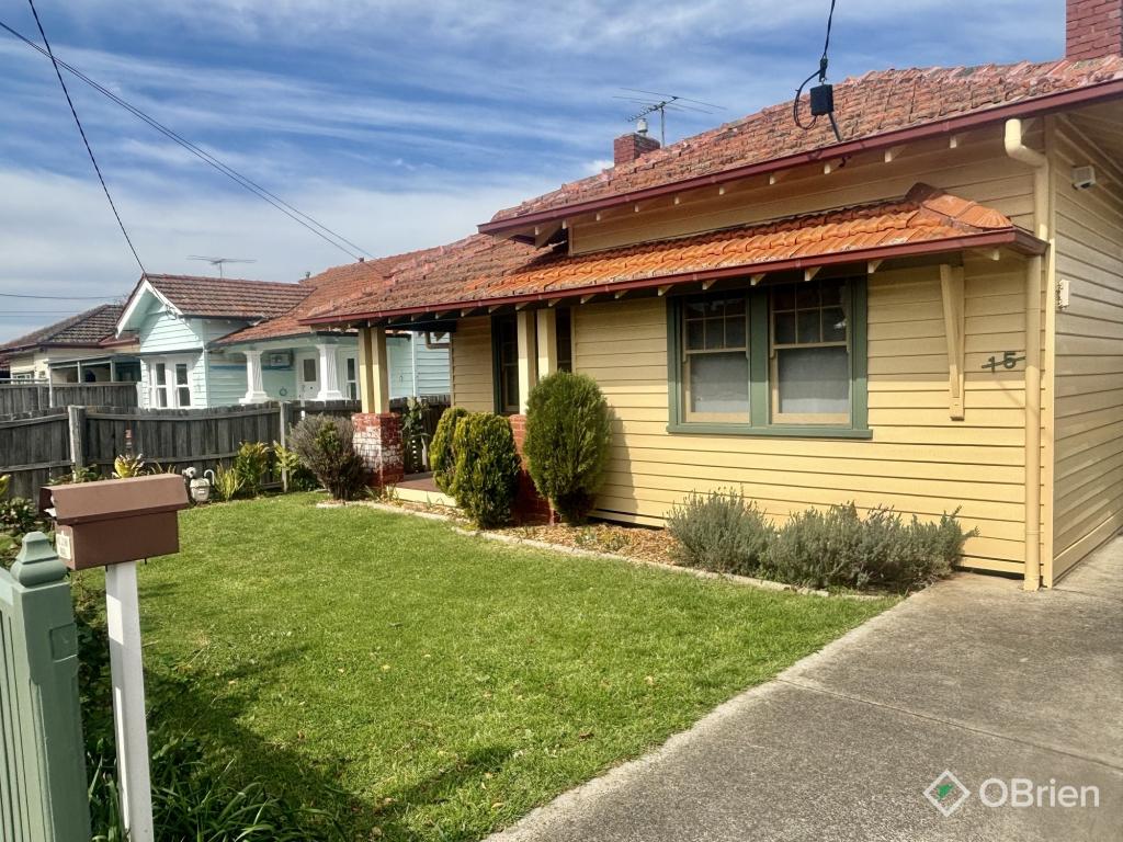 15 KING WILLIAM ST, RESERVOIR, VIC 3073