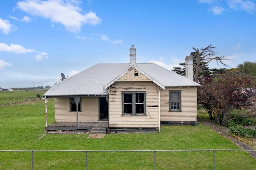 205 Montgomery St, Lake Bolac, VIC 3351