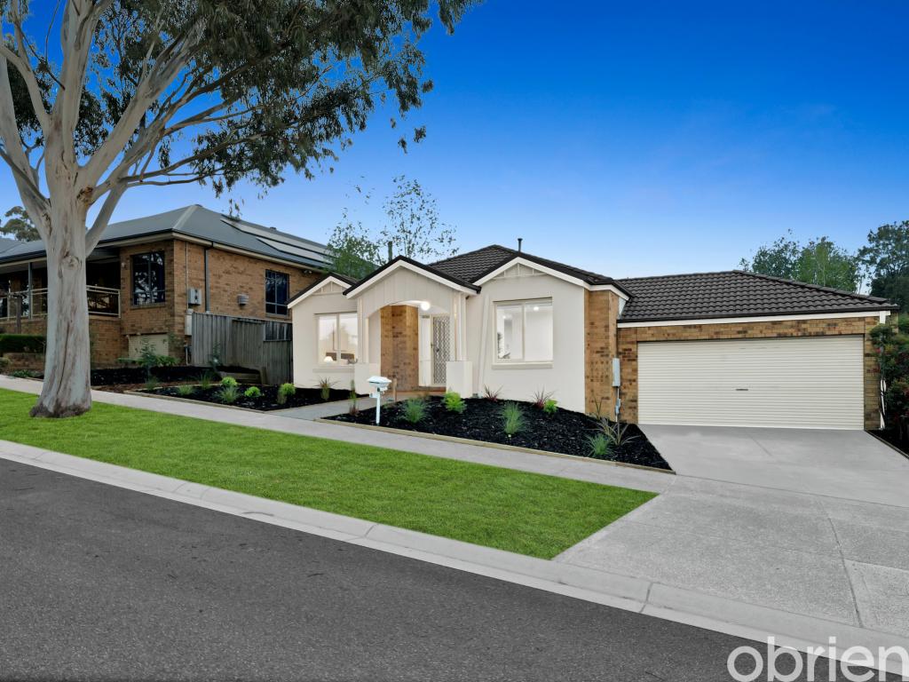 5 CARRICK PL, BERWICK, VIC 3806