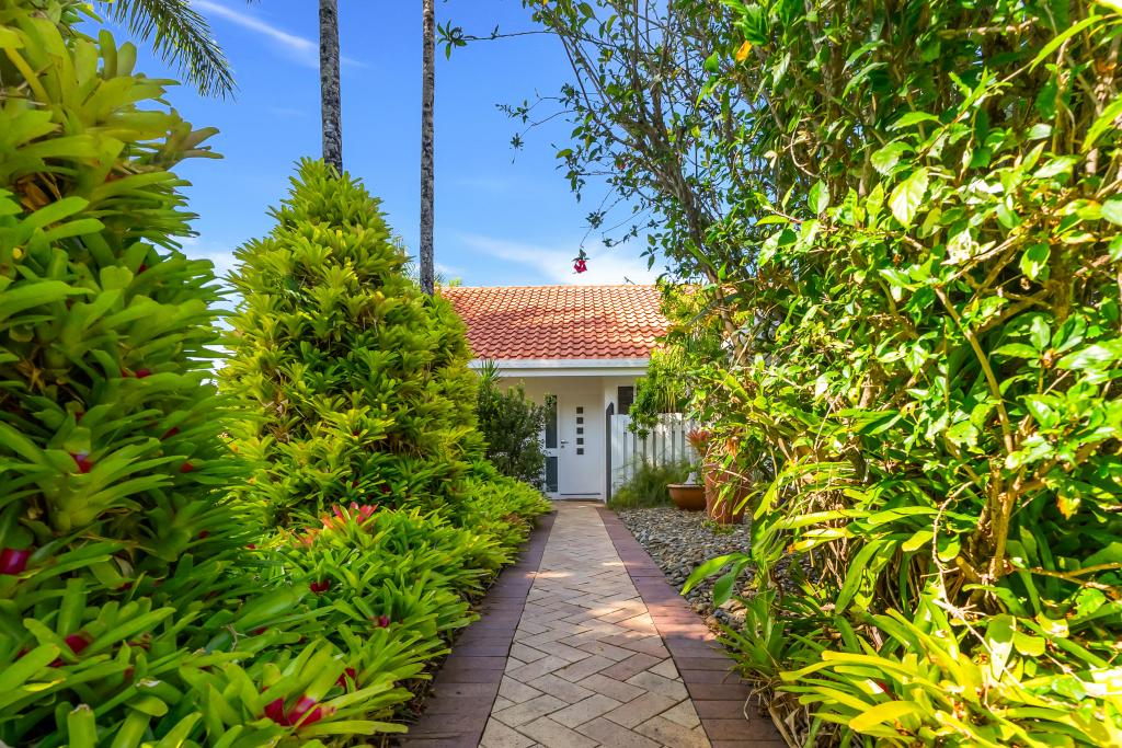 1 STREAM AVE, KEWARRA BEACH, QLD 4879