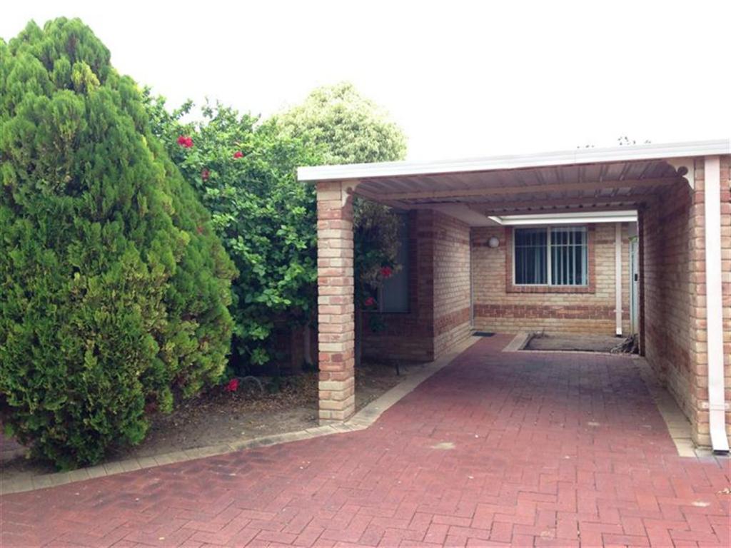 3/6 Dowling St, Rockingham, WA 6168