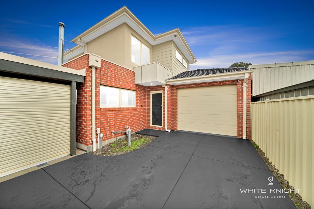 2/5 BUTLER ST, ST ALBANS, VIC 3021