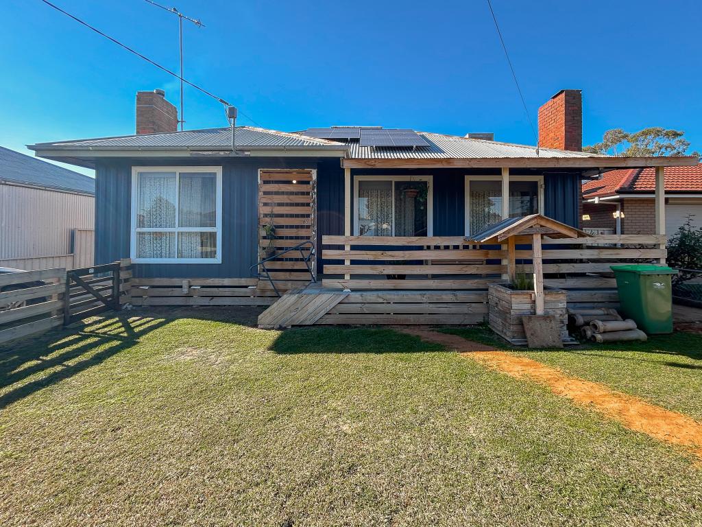 69 Pay St, Kerang, VIC 3579