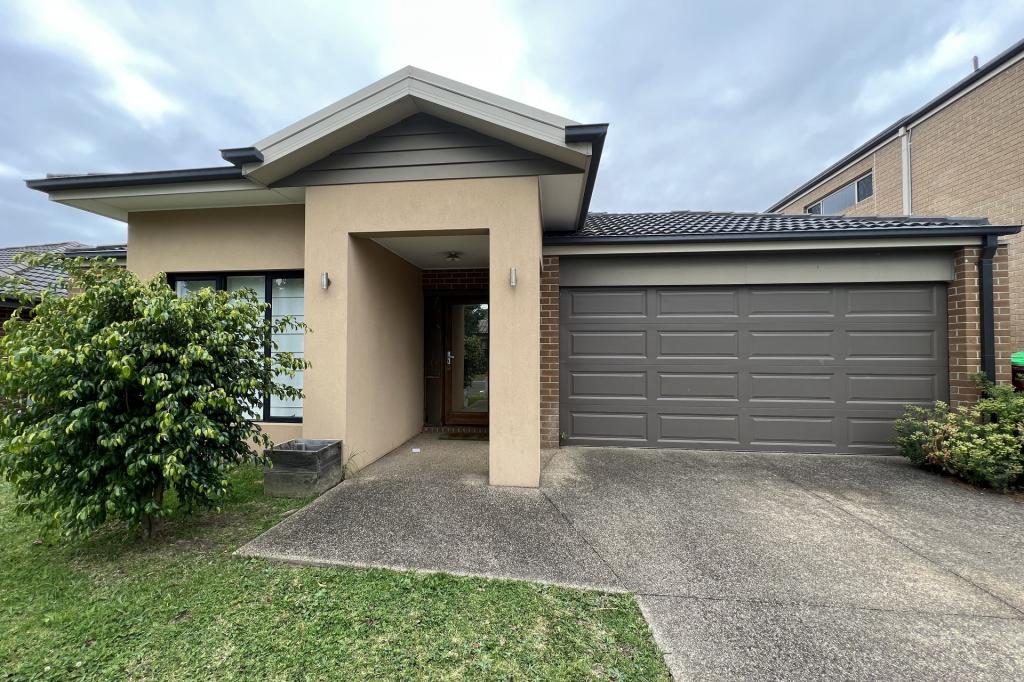 22 Abrus Cct, Cranbourne North, VIC 3977