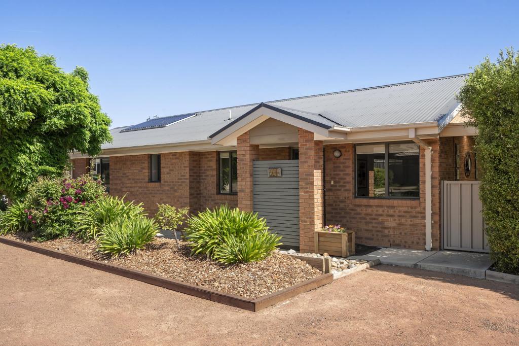 17 Bunima Cres, Ngunnawal, ACT 2913