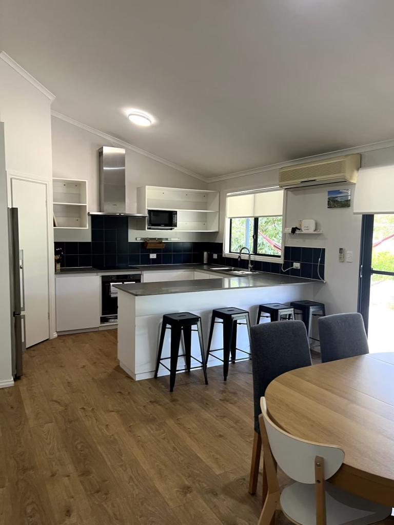 15 Heavitree Rd, Ocean Beach, WA 6333