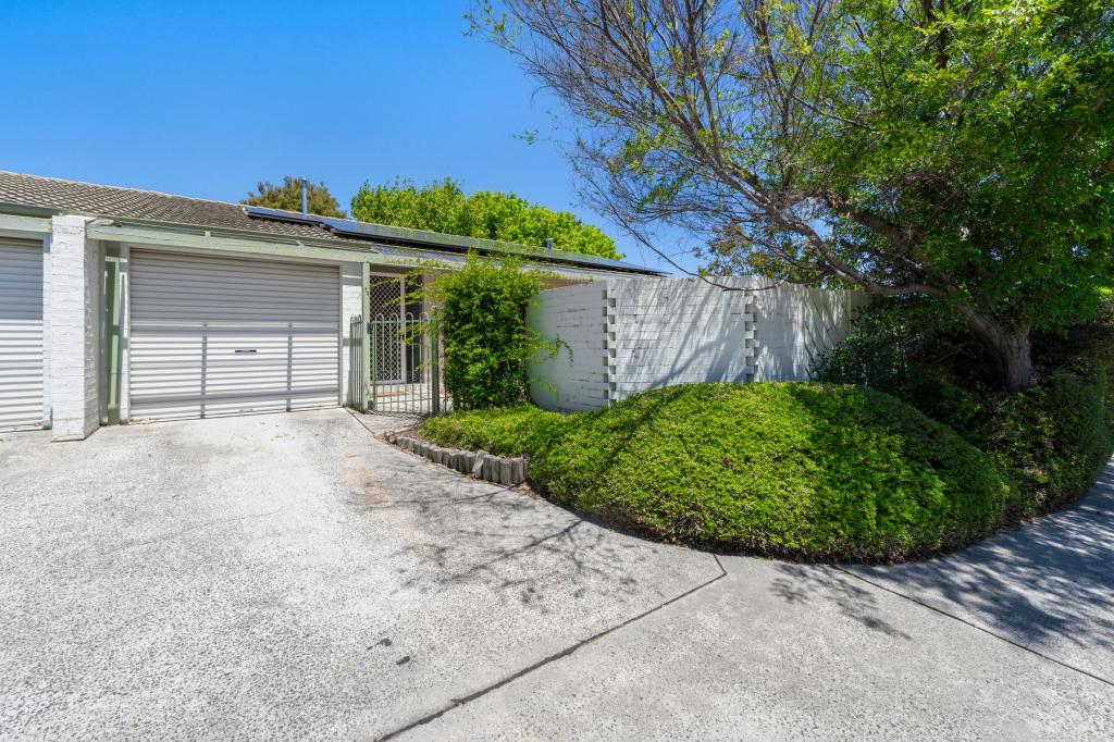 13/13 Sherwood Cct, Gordon, ACT 2906