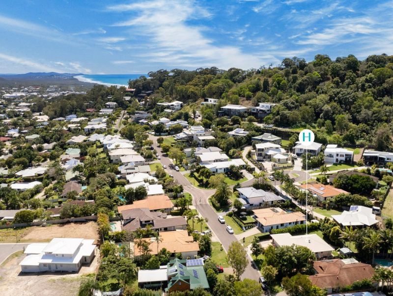 39 Avalon St, Coolum Beach, QLD 4573