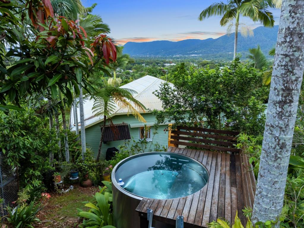 30 Walsh St, Edge Hill, QLD 4870