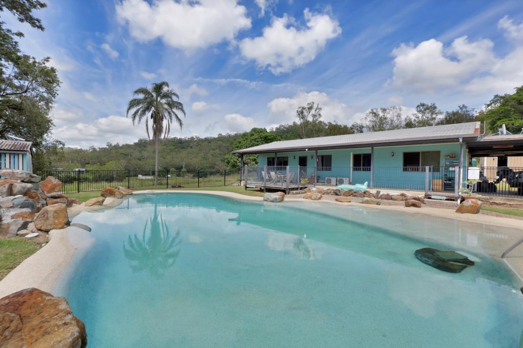 329 West Plane Creek Rd, Sarina, QLD 4737
