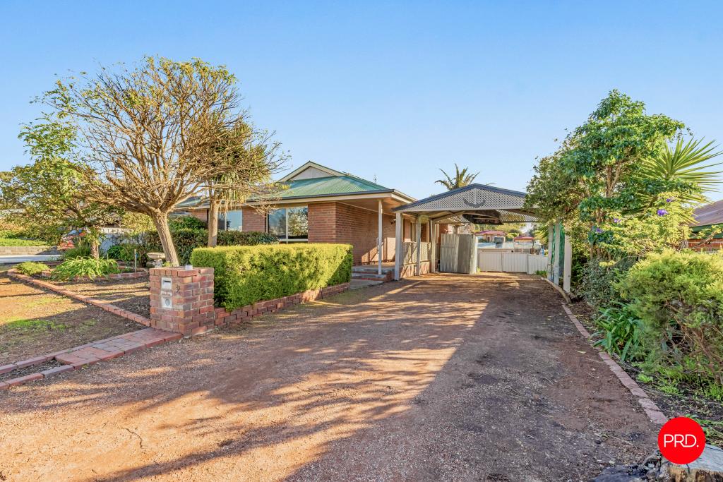 2 TIMBERVIEW TCE, KANGAROO FLAT, VIC 3555