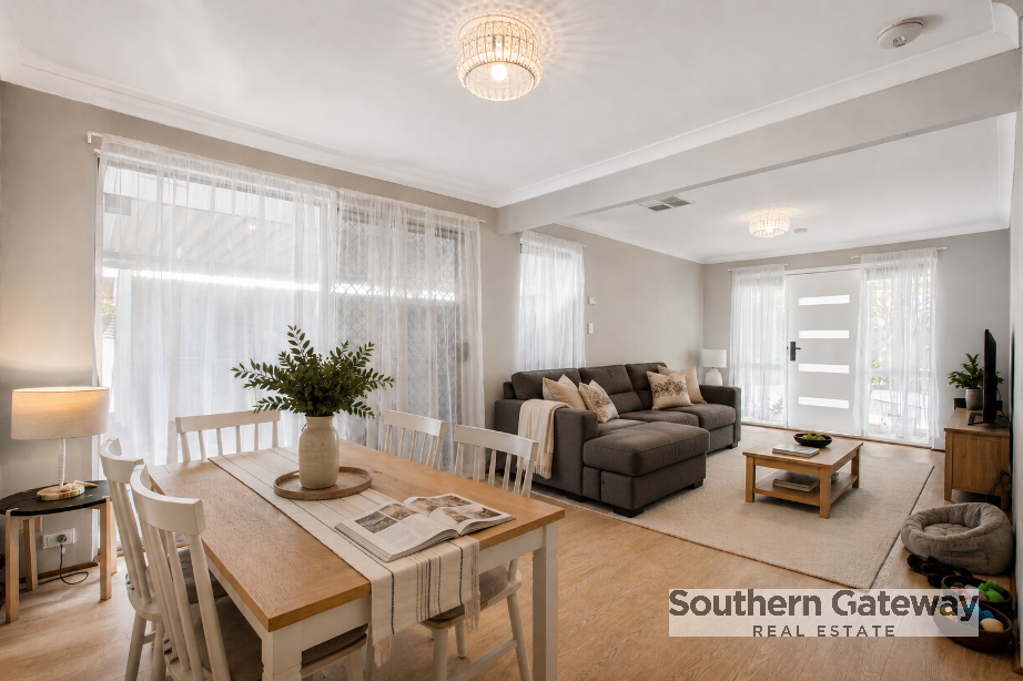 22 Garrett Cnr, Parmelia, WA 6167