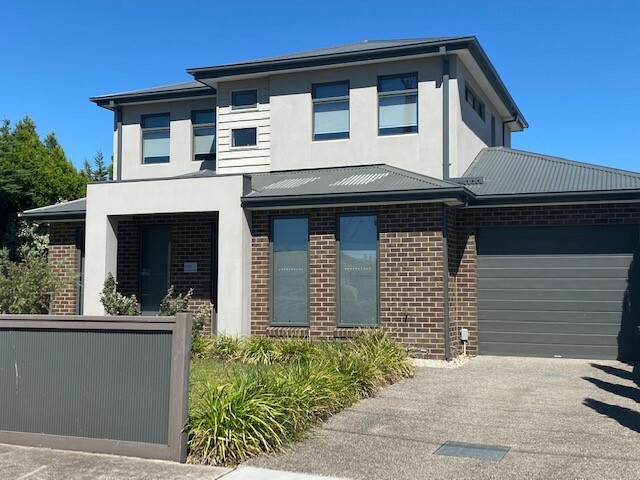 1/15 Cresswold Ave, Avondale Heights, VIC 3034