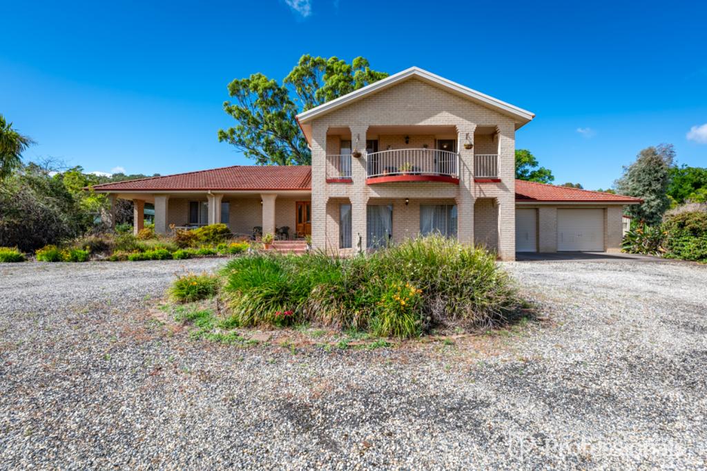 13 Innisfree Dr, West Wodonga, VIC 3690