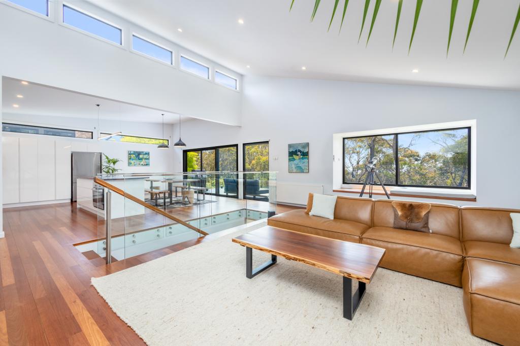 35 Edward Pde, Wentworth Falls, NSW 2782